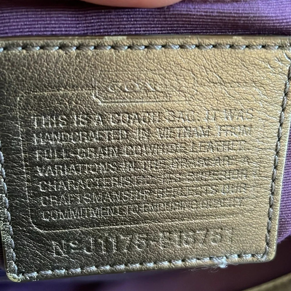 Coach F18751 Gold Leather Shoulder Bag Purse Metallic Shiny Classic - Picture 8 of 8